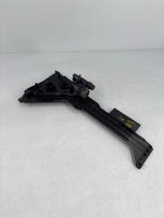 Монтажная плата радиатора BMW 5