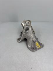 Кронштейн двигателя правый BMW 3