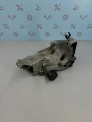 Кронштейн генератора BMW X5 контрактная Кронштейн генератора BMW X5