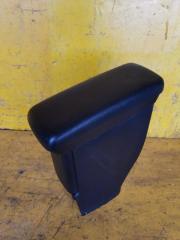 Бардачок между сиденьями TOYOTA AQUA