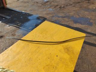 Запчасть молдинги на крыше правые TOYOTA AURIS