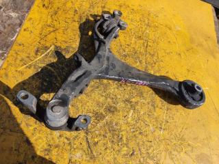 Запчасть рычаг передний правый HONDA LEGEND