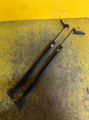 Запчасть амортизатор багажника TOYOTA NOAH