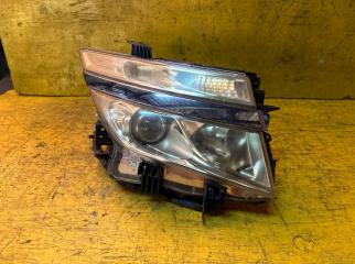 Фара правая NISSAN ELGRAND