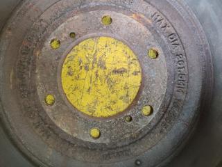 Тормозной барабан задний правый ELGRAND E50 VQ35