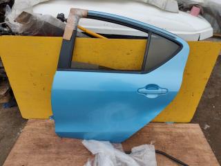 Дверь задняя левая TOYOTA AQUA