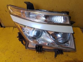 Фара передняя правая NISSAN ELGRAND