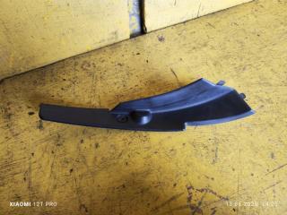 Уголок жабо передний правый MAZDA DEMIO