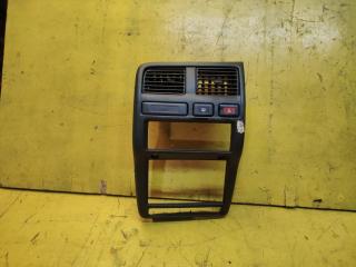 Консоль магнитофона NISSAN PULSAR