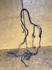 Запчасть коса под капот TOYOTA TUNDRA