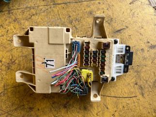 Запчасть блок предохранителей TOYOTA NADIA