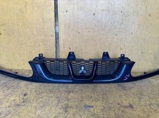 Решетка радиатора MITSUBISHI Delica