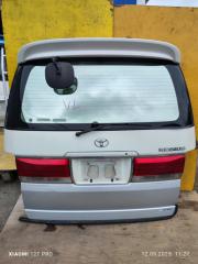 Запчасть дверь 5-я TOYOTA HIACE REGIUS