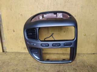 Консоль магнитофона MITSUBISHI Delica