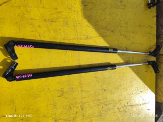 Запчасть амортизатор багажника TOYOTA GRANVIA