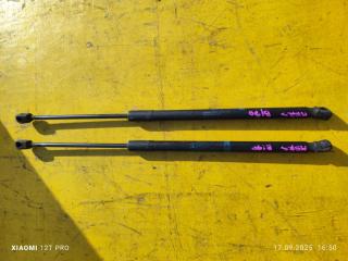 Фото запчасти амортизатор багажника Mersedes-Benz B180 контрактная запчасть Запчасть амортизатор багажника Mersedes-Benz B180