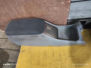 Запчасть бардачок между сиденьями TOYOTA NADIA