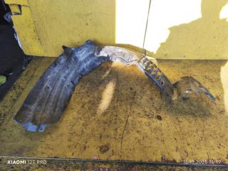 Фото запчасти подкрылок передний левый TOYOTA IPSUM контрактная запчасть Запчасть подкрылок передний левый TOYOTA IPSUM