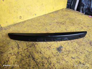 Запчасть накладка 5-й двери TOYOTA Celica