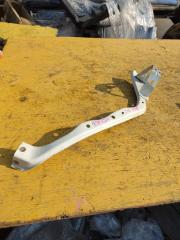 Планка телевизора левая TOYOTA SIENTA