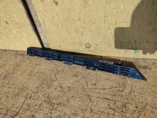 Запчасть крепеж бампера задний левый TOYOTA CAMRY