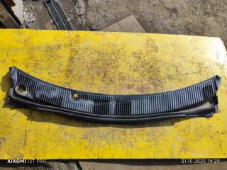 Запчасть жабо переднее TOYOTA NADIA