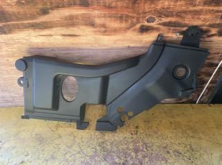 Пластм. защита над радиатором правый TOYOTA Avensis