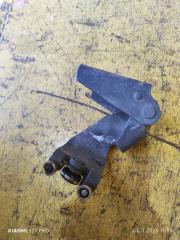 Петли на дверь задние левые HONDA FREED контрактная Петли на дверь задние левые HONDA FREED