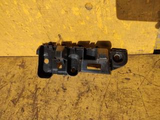 Крепеж бампера задний левый SUBARU XV контрактная Крепеж бампера задний левый SUBARU XV