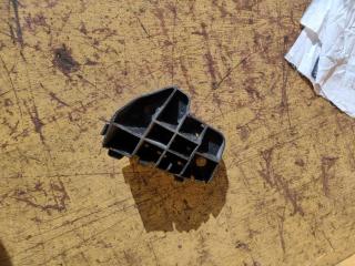 Запчасть крепеж бампера задний левый SUBARU FORESTER