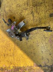 Педаль сцепления TOYOTA COROLLA AXIO