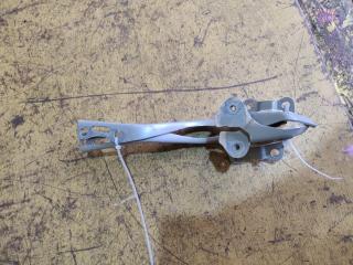 Крепление капота TOYOTA AQUA