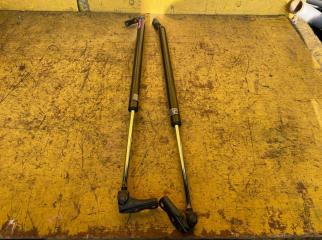 Запчасть амортизатор багажника задний TOYOTA HIACE REGIUS