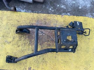 Запчасть крепление запаски TOYOTA HILUX SURF