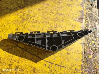 Фото запчасти крепеж бампера передний левый TOYOTA Avensis контрактная запчасть Запчасть крепеж бампера передний левый TOYOTA Avensis