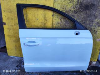 Дверь передняя правая Audi a1