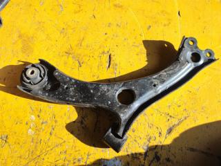 Рычаг передний правый HONDA VEZEL