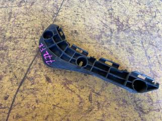 Запчасть крепеж бампера передний правый TOYOTA ALLION