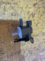 Запчасть клапан-вакуумник TOYOTA AURIS