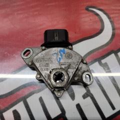 Селектор АКПП Toyota Wish 2010