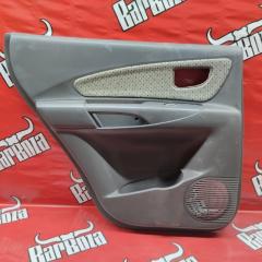 Обшивка боковой двери задняя левая Hyundai Tucson 2004