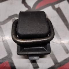 Запчасть крючок багажника Suzuki Grand Vitara 2003 TL52 J20A 7551054F10 Б/У Крючок багажника Suzuki Grand Vitara 2003 TL52 J20A 7551054F10 Б/У