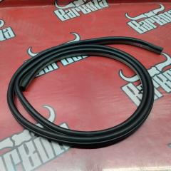 Уплотнитель двери передний правый Chevrolet Aveo 2007