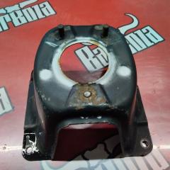 Крепление запасного колеса Suzuki Grand Vitara 2000