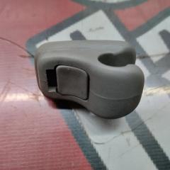 Крепление солнцезащитного козырька Suzuki Grand Vitara 2000