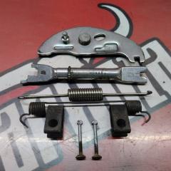 Механизм стояночного тормоза правый Suzuki Grand Vitara 2000