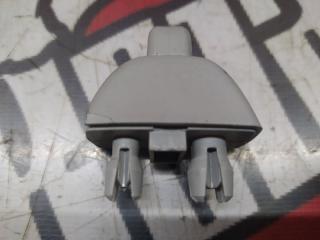 Запчасть крепление солнцезащитного козырька Volkswagen Polo 2013