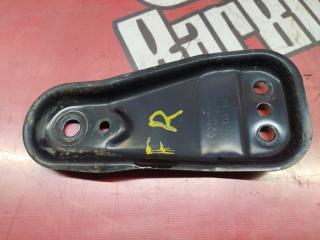 Запчасть кронштейн передний правый Volkswagen Polo 2013