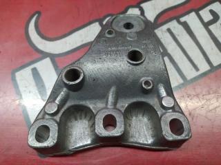 Запчасть кронштейн опоры двигателя правый Volkswagen Polo 2013