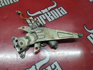 Стеклоподъемник задний правый Toyota Corona Premio 1996